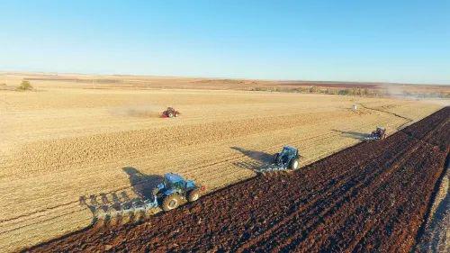600万元 安徽省在20个县实施主要农作物生产全程机械化示范